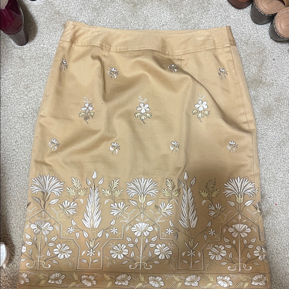 Liz Claiborne Floral Embroidered Skirt